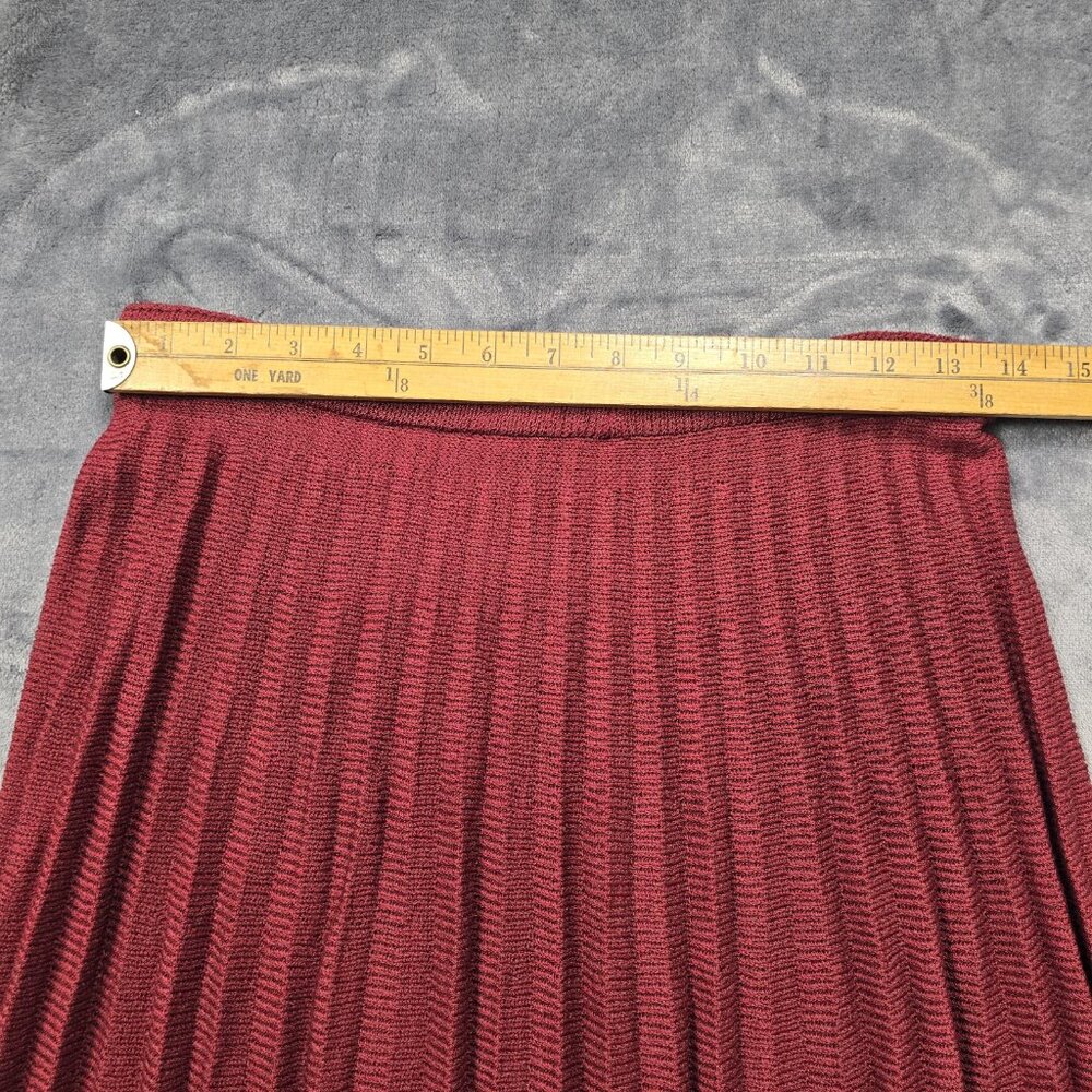 St. John Vintage Red Knit Sweater Pleated Skirt Set Medium - Picture 11 of 16